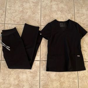 Figs black scrub set